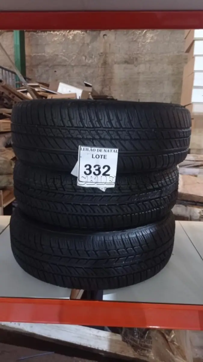 LOTE 332 - 03 PNEUS REMOLD 185/65 R14. (NO ESTADO) ATENÇÃO! FAZER A VISITAÇÃO ANTES DE ARREMATAR, NÃO SABEMOS SE FUNCIONA, LEILÃO NÃO TEM GARANTIA E NEM DEVOLUÇÃO, SUJEITO A POSSÍVEIS AVARIAS VISÍVEIS/OCULTAS E/OU AUSÊNCIA DE COMPONENTES.