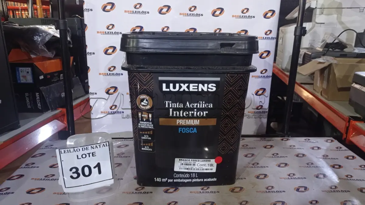 LOTE 301 - 01 BALDE DE TINTA ACRÍLICA INTERIOR PREMIUM COM 18L NA COR BRANCO FOSCO MARCA LUXENS. (NO ESTADO) ATENÇÃO! FAZER A VISITAÇÃO ANTES DE ARREMATAR, NÃO SABEMOS SE FUNCIONA, LEILÃO NÃO TEM GARANTIA E NEM DEVOLUÇÃO, SUJEITO A POSSÍVEIS AVARIAS VISÍVEIS/OCULTAS E/OU AUSÊNCIA DE COMPONENTES.