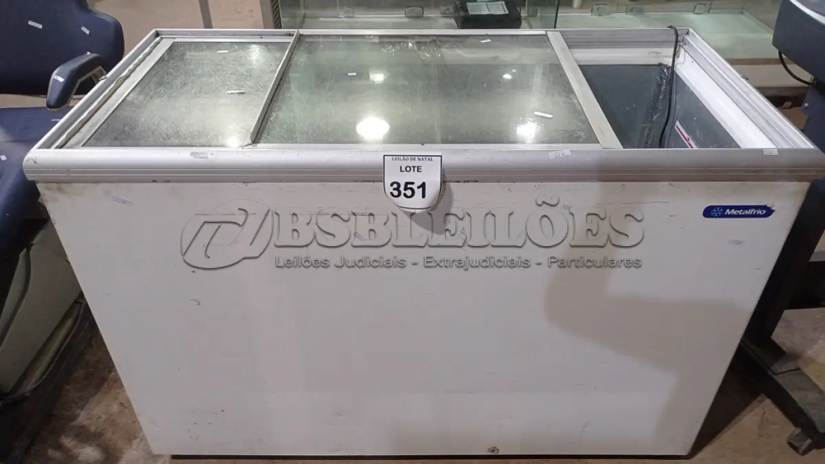 LOTE 351