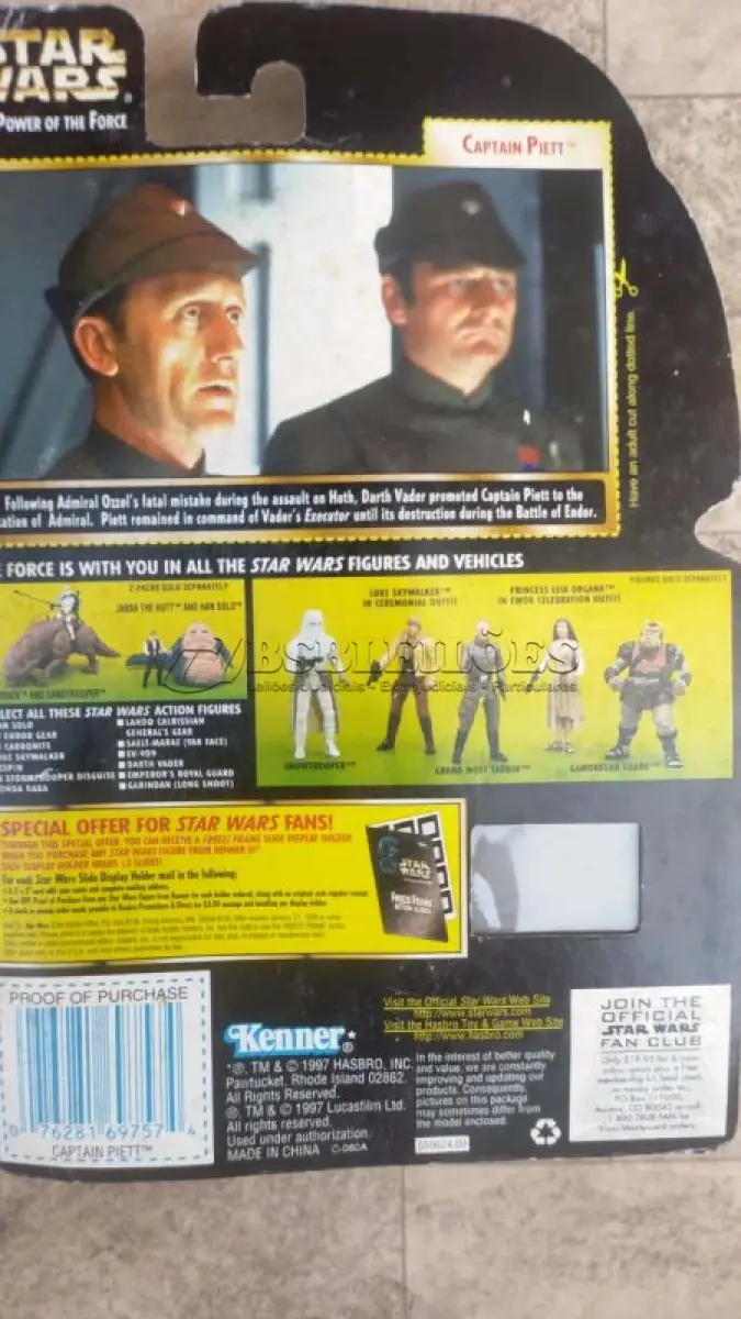 LOTE 101 - 01 STAR WARS CAPTAIN PIETT FREEZE FRAME POTF NOVO LACRADO INTEM DE COLECIONADOR COMPRADO EM GARAGENS DE ANTIGUIDADES NOS EUA. (NO ESTADO) ATENÇÃO! FAZER A VISITAÇÃO ANTES DE ARREMATAR, NÃO SABEMOS SE FUNCIONA, LEILÃO NÃO TEM GARANTIA E NEM DEVOLUÇÃO, SUJEITO A POSSÍVEIS AVARIAS VISÍVEIS/OCULTAS E/OU AUSÊNCIA DE COMPONENTES.