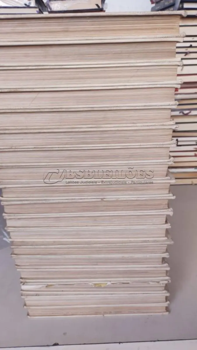 LOTE 007 - 01 COLEÇÃO - NOVO TESOURO DA JUVENTUDE 18 VOLUMES. (NO ESTADO) ATENÇÃO! FAZER A VISITAÇÃO ANTES DE ARREMATAR, NÃO SABEMOS SE FUNCIONA, LEILÃO NÃO TEM GARANTIA E NEM DEVOLUÇÃO, SUJEITO A POSSÍVEIS AVARIAS VISÍVEIS/OCULTAS E/OU AUSÊNCIA DE COMPONENTES.