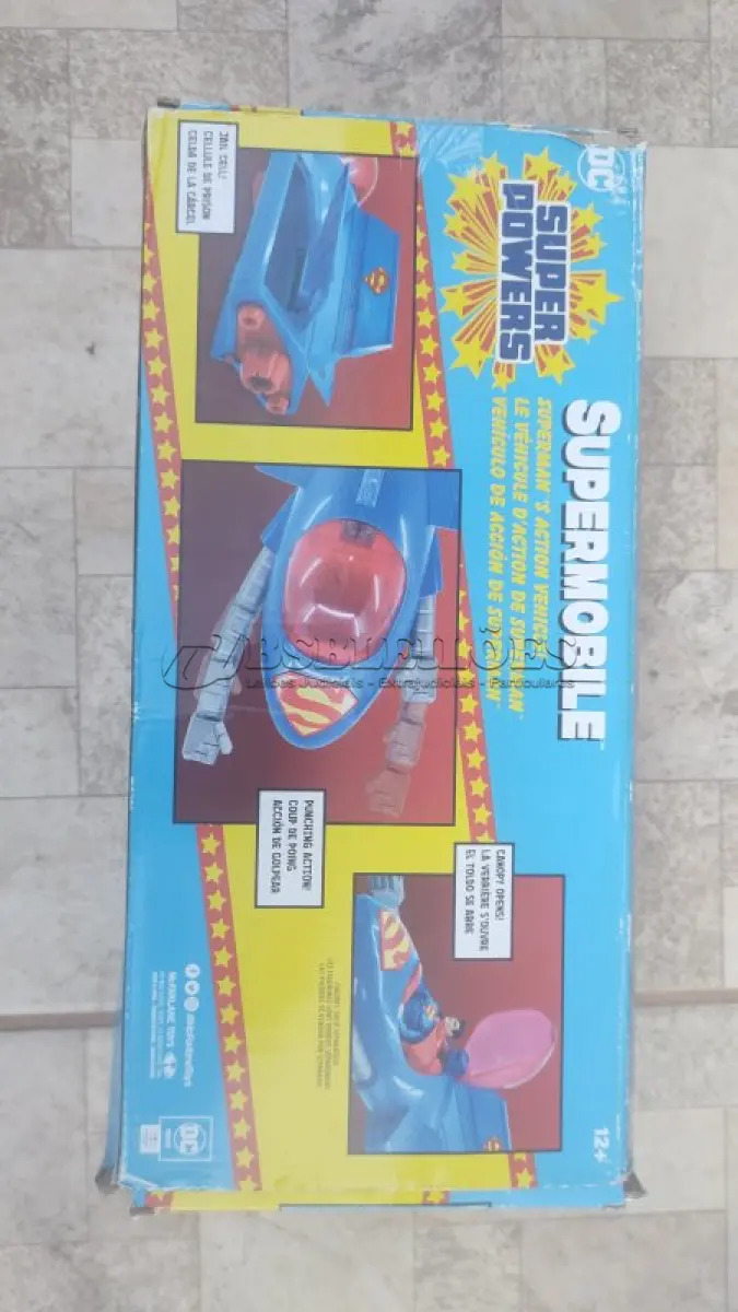 LOTE 063 - 01 MCFARLANE TOYS DC SUPER POWERS SUPERMOBILE ACTION FIGURE NOVO NA CAIXA ABERTPO APENAS PARA CONFERENCIA COMPRADO NOS EUA ORIGINAL. (NO ESTADO) ATENÇÃO! FAZER A VISITAÇÃO ANTES DE ARREMATAR, NÃO SABEMOS SE FUNCIONA, LEILÃO NÃO TEM GARANTIA E NEM DEVOLUÇÃO, SUJEITO A POSSÍVEIS AVARIAS VISÍVEIS/OCULTAS E/OU AUSÊNCIA DE COMPONENTES.