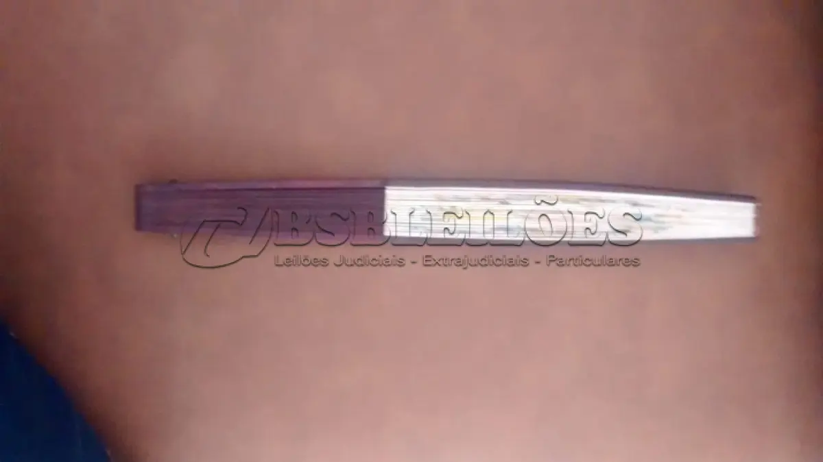 LOTE 201 - 01 LEQUE JAPONÊS ANTIGO GUARDADO A ANOS EM ÓTIMO ESTADO COM 32CM DE COMPRIMENTO. (NO ESTADO) ATENÇÃO! FAZER A VISITAÇÃO ANTES DE ARREMATAR, NÃO SABEMOS SE FUNCIONA, LEILÃO NÃO TEM GARANTIA E NEM DEVOLUÇÃO, SUJEITO A POSSÍVEIS AVARIAS VISÍVEIS/OCULTAS E/OU AUSÊNCIA DE COMPONENTES.