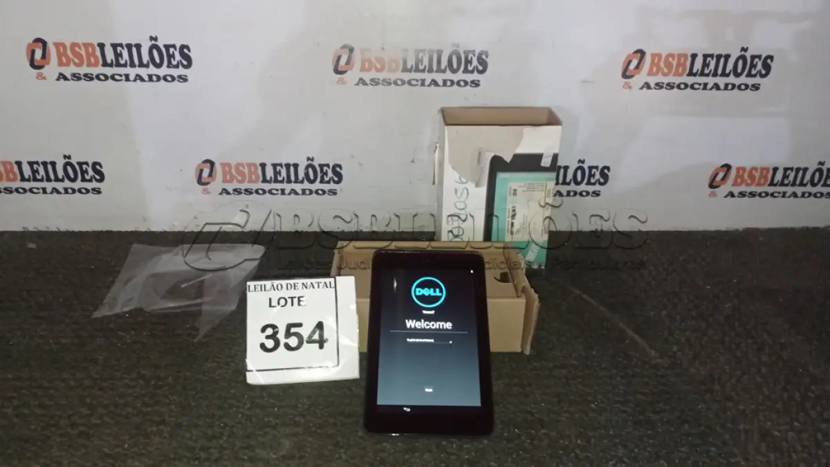LOTE 354 - 01 TABLET MARCA DELL. (NO ESTADO) ATENÇÃO! FAZER A VISITAÇÃO ANTES DE ARREMATAR, NÃO SABEMOS SE FUNCIONA, LEILÃO NÃO TEM GARANTIA E NEM DEVOLUÇÃO, SUJEITO A POSSÍVEIS AVARIAS VISÍVEIS/OCULTAS E/OU AUSÊNCIA DE COMPONENTES.