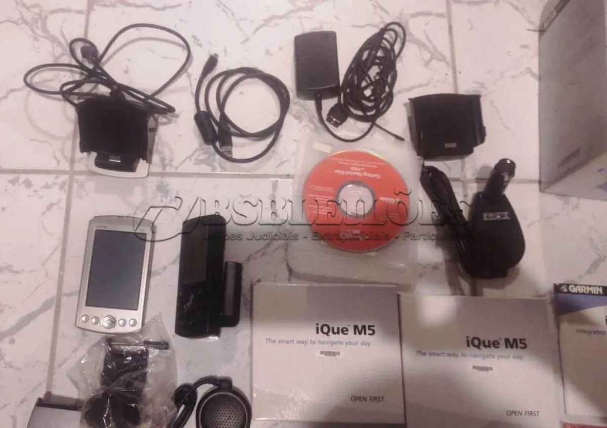LOTE 388 - 01 GPS GARMIN IQ M5 USADO UMA ÚNICA VEZ E FOI GUARDADO. (NO ESTADO) ATENÇÃO! FAZER A VISITAÇÃO ANTES DE ARREMATAR, NÃO SABEMOS SE FUNCIONA, LEILÃO NÃO TEM GARANTIA E NEM DEVOLUÇÃO, SUJEITO A POSSÍVEIS AVARIAS VISÍVEIS/OCULTAS E/OU AUSÊNCIA DE COMPONENTES.