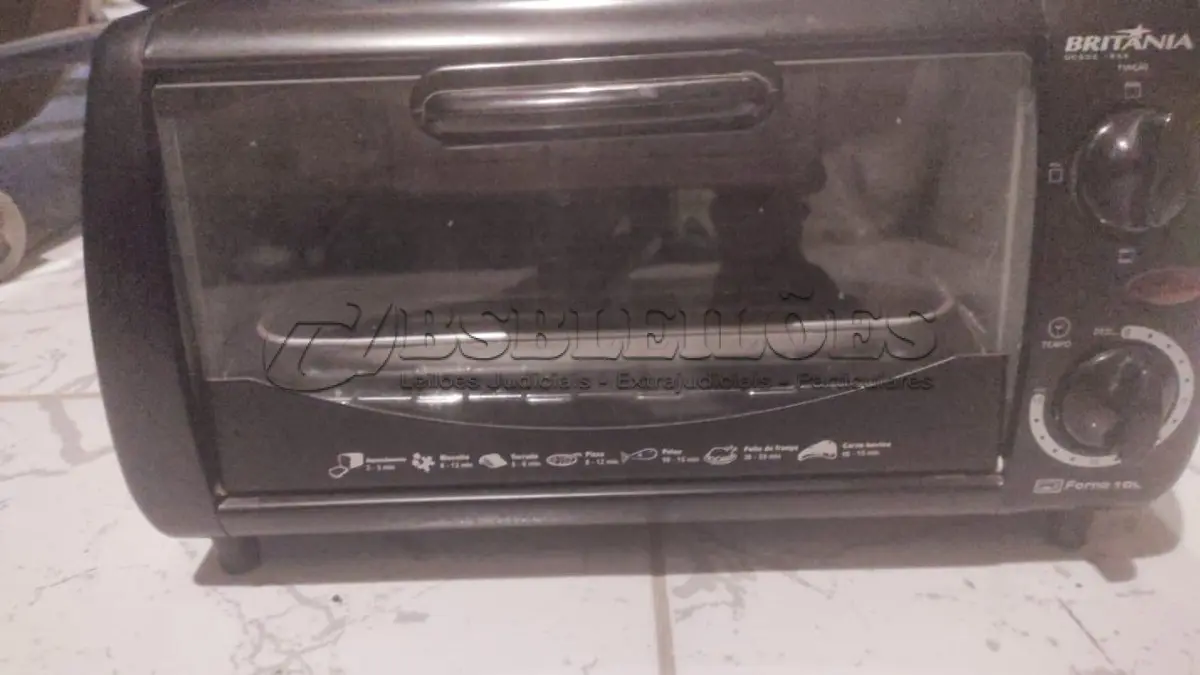 LOTE 383 - 01 FORNO ELÉTRICO SEMI NOVO FUNCIONANDO PERFEITAMENTE BRITÂNIA. (NO ESTADO) ATENÇÃO! FAZER A VISITAÇÃO ANTES DE ARREMATAR, NÃO SABEMOS SE FUNCIONA, LEILÃO NÃO TEM GARANTIA E NEM DEVOLUÇÃO, SUJEITO A POSSÍVEIS AVARIAS VISÍVEIS/OCULTAS E/OU AUSÊNCIA DE COMPONENTES.