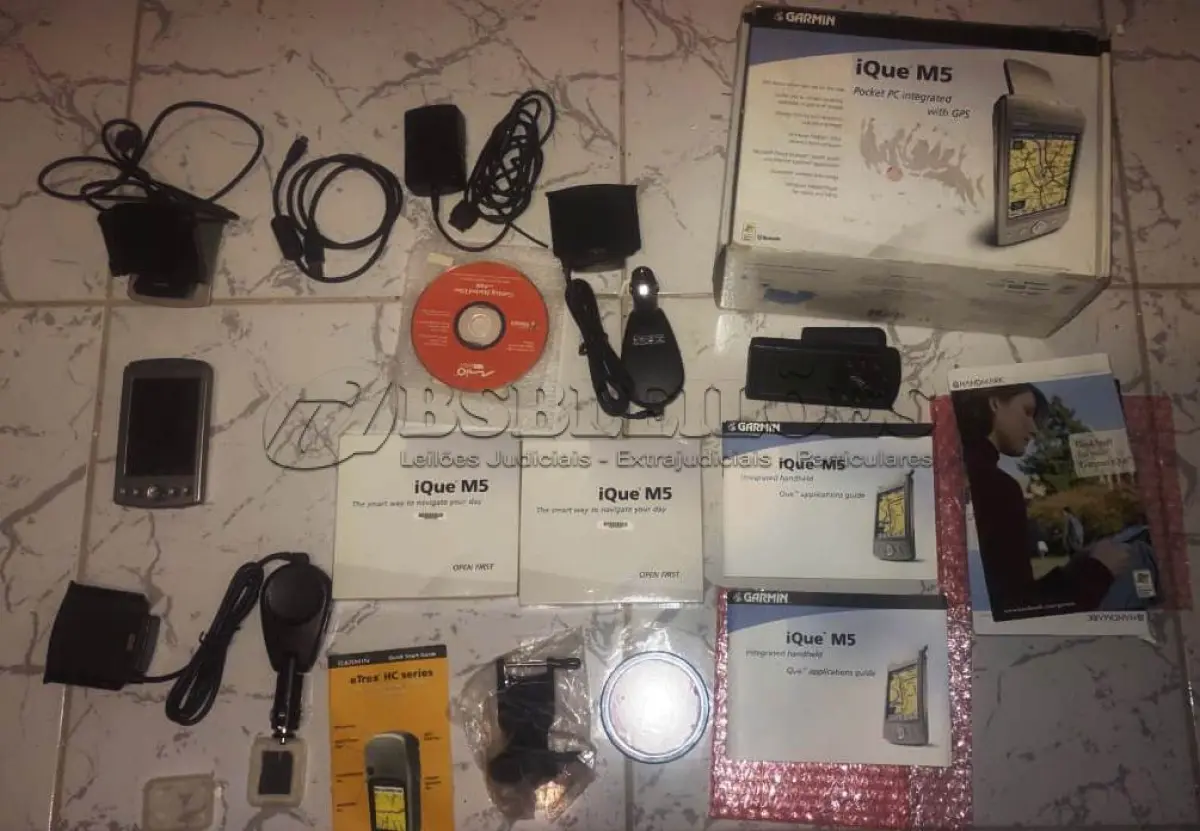 LOTE 388 - 01 GPS GARMIN IQ M5 USADO UMA ÚNICA VEZ E FOI GUARDADO. (NO ESTADO) ATENÇÃO! FAZER A VISITAÇÃO ANTES DE ARREMATAR, NÃO SABEMOS SE FUNCIONA, LEILÃO NÃO TEM GARANTIA E NEM DEVOLUÇÃO, SUJEITO A POSSÍVEIS AVARIAS VISÍVEIS/OCULTAS E/OU AUSÊNCIA DE COMPONENTES.