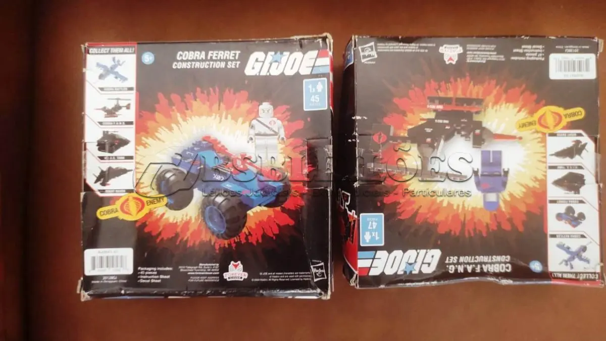 LOTE 134 - 01 LOTE COM DOIS GI JOE COBRA COBRA FANG COM 47 PEÇAS DA HASBRO. GIJOE CONSTRUCTION SET - COBRA FERRET NOVOS NA CAIXA SEM USO, ITEM COMPRADO EM GAREGEM DE ANTIGUIDADES NOS EUA. ITEM DE COLEÇÃO. (NO ESTADO) ATENÇÃO! FAZER A VISITAÇÃO ANTES DE ARREMATAR, NÃO SABEMOS SE FUNCIONA, LEILÃO NÃO TEM GARANTIA E NEM DEVOLUÇÃO, SUJEITO A POSSÍVEIS AVARIAS VISÍVEIS/OCULTAS E/OU AUSÊNCIA DE COMPONENTES.