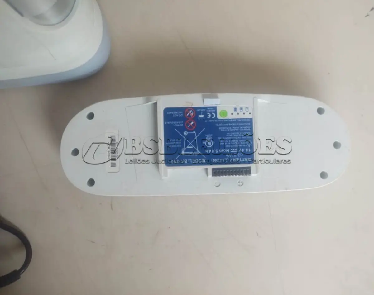 LOTE 363 - 01 CONCENTRADOR DE OXIGÊNIO PORTÁTIL USADO INOGEN PARADO HÁ MUITO TEMPO SEM USO. (NO ESTADO) ATENÇÃO! FAZER A VISITAÇÃO ANTES DE ARREMATAR, NÃO SABEMOS SE FUNCIONA, LEILÃO NÃO TEM GARANTIA E NEM DEVOLUÇÃO, SUJEITO A POSSÍVEIS AVARIAS VISÍVEIS/OCULTAS E/OU AUSÊNCIA DE COMPONENTES.