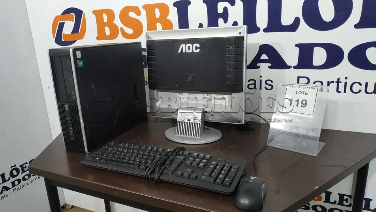 LOTE 119 - 01 CPU MARCA HP, 01 MONITOR MARCA AOC, 01 TECLADO MARCA HP E 01 MOUSE.  (NO ESTADO) ATENÇÃO! FAZER A VISITAÇÃO ANTES DE ARREMATAR, NÃO SABEMOS SE FUNCIONA. LEILÃO NÃO TEM GARANTIA E NEM DEVOLUÇÃO, SUJEITO A POSSÍVEIS AVARIAS VISÍVEIS/OCULTAS E/OU AUSÊNCIA DE COMPONENTES.