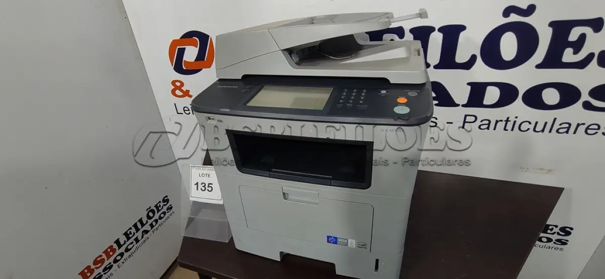 LOTE 135 - 01 IMPRESSORA MULTIFUNCIONAL MODELO SCX-5835NX MARCA SAMSUNG.  (NO ESTADO) ATENÇÃO! FAZER A VISITAÇÃO ANTES DE ARREMATAR, NÃO SABEMOS SE FUNCIONA. LEILÃO NÃO TEM GARANTIA E NEM DEVOLUÇÃO, SUJEITO A POSSÍVEIS AVARIAS VISÍVEIS/OCULTAS E/OU AUSÊNCIA DE COMPONENTES.