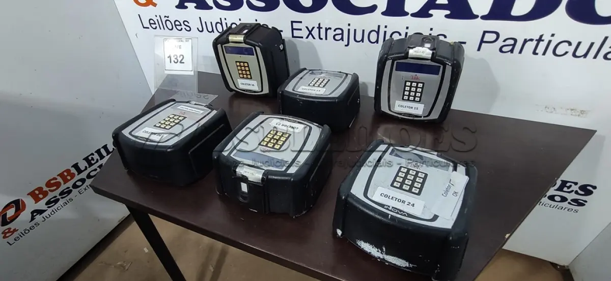 LOTE 132 - 06 RELÓGIOS DE PONTO MARCA INOVA.  (NO ESTADO) ATENÇÃO! FAZER A VISITAÇÃO ANTES DE ARREMATAR, NÃO SABEMOS SE FUNCIONA. LEILÃO NÃO TEM GARANTIA E NEM DEVOLUÇÃO, SUJEITO A POSSÍVEIS AVARIAS VISÍVEIS/OCULTAS E/OU AUSÊNCIA DE COMPONENTES.