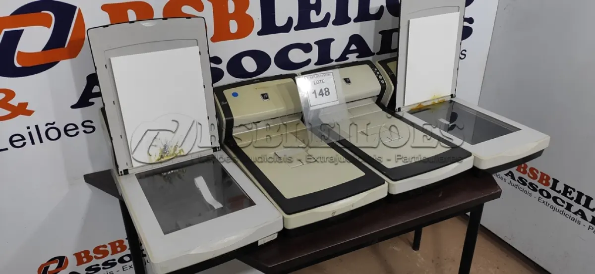LOTE 148 - 04 SCANNERS MARCAS FUJITSU.  (NO ESTADO) ATENÇÃO! FAZER A VISITAÇÃO ANTES DE ARREMATAR, NÃO SABEMOS SE FUNCIONA. LEILÃO NÃO TEM GARANTIA E NEM DEVOLUÇÃO, SUJEITO A POSSÍVEIS AVARIAS VISÍVEIS/OCULTAS E/OU AUSÊNCIA DE COMPONENTES.