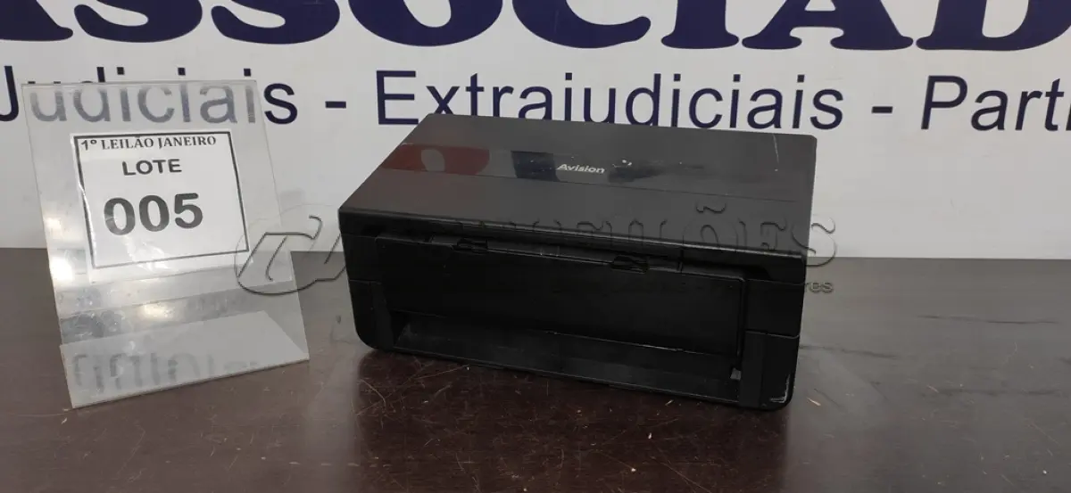 LOTE 005 - 01 SCANNER SEM FONTE MARCA AVISION.  (NO ESTADO) ATENÇÃO! FAZER A VISITAÇÃO ANTES DE ARREMATAR, NÃO SABEMOS SE FUNCIONA. LEILÃO NÃO TEM GARANTIA E NEM DEVOLUÇÃO, SUJEITO A POSSÍVEIS AVARIAS VISÍVEIS/OCULTAS E/OU AUSÊNCIA DE COMPONENTES.