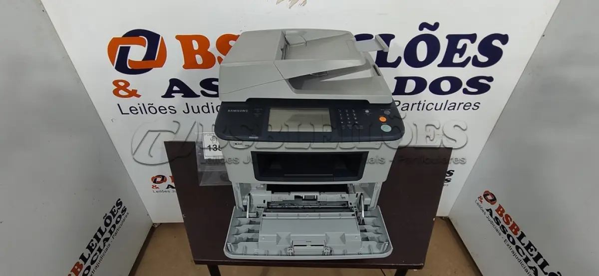 LOTE 135 - 01 IMPRESSORA MULTIFUNCIONAL MODELO SCX-5835NX MARCA SAMSUNG.  (NO ESTADO) ATENÇÃO! FAZER A VISITAÇÃO ANTES DE ARREMATAR, NÃO SABEMOS SE FUNCIONA. LEILÃO NÃO TEM GARANTIA E NEM DEVOLUÇÃO, SUJEITO A POSSÍVEIS AVARIAS VISÍVEIS/OCULTAS E/OU AUSÊNCIA DE COMPONENTES.