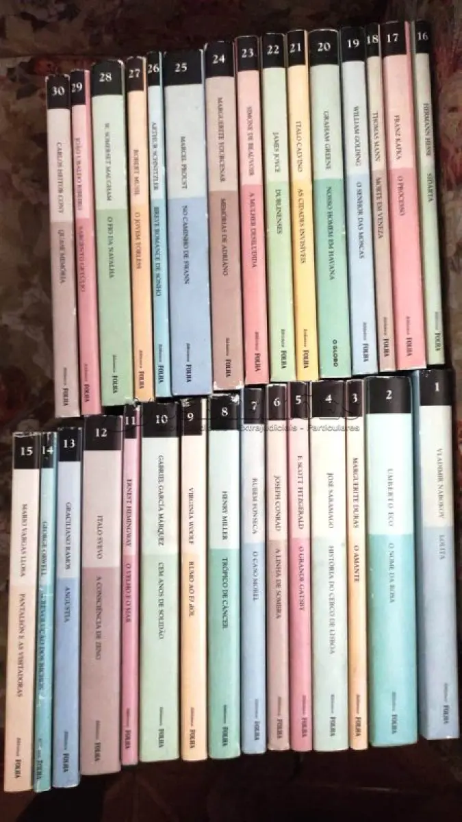 LOTE 470 - 01 COLEÇÃO COMPLETA BIBLIOTECA FOLHA - CLÁSSICOS DO SÉCULO XX. (NO ESTADO) ATENÇÃO! FAZER A VISITAÇÃO ANTES DE ARREMATAR, NÃO SABEMOS SE FUNCIONA, LEILÃO NÃO TEM GARANTIA E NEM DEVOLUÇÃO, SUJEITO A POSSÍVEIS AVARIAS VISÍVEIS/OCULTAS E/OU AUSÊNCIA DE COMPONENTES.