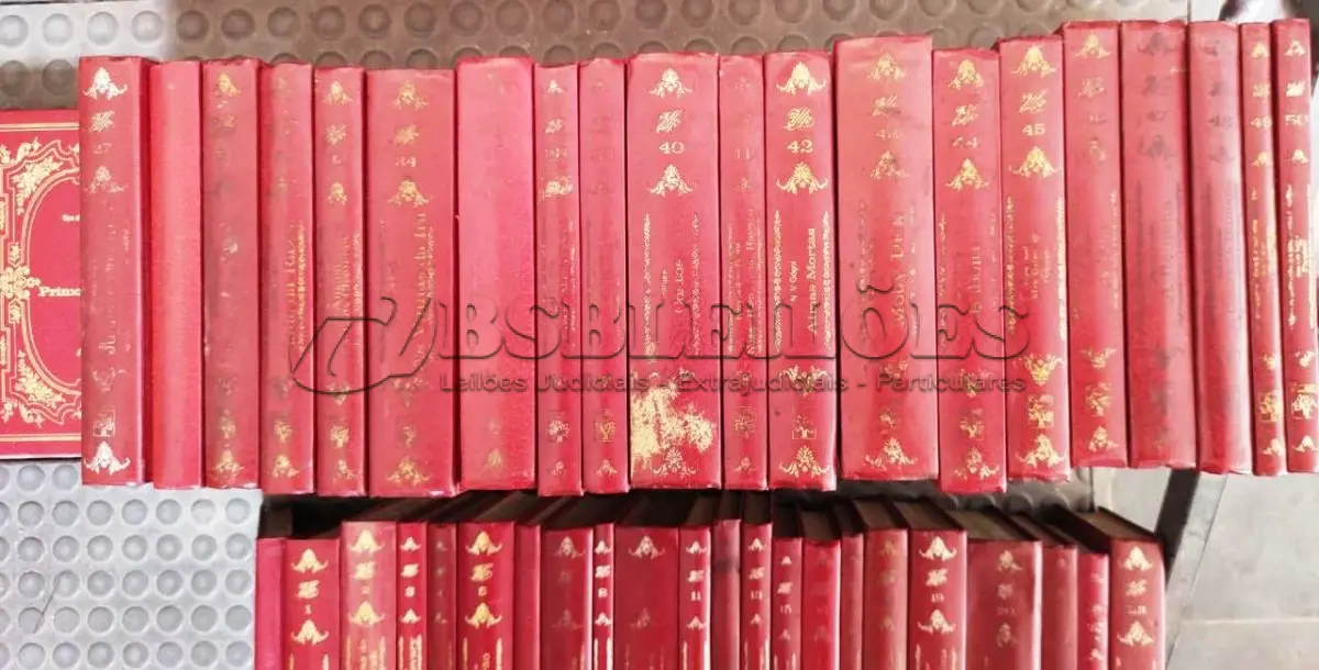 LOTE 492 - 01 COLEÇÃO OS IMORTAIS DA LITERATURA UNIVERSAL  COM 51 VOLUMES. (NO ESTADO) ATENÇÃO! FAZER A VISITAÇÃO ANTES DE ARREMATAR, NÃO SABEMOS SE FUNCIONA, LEILÃO NÃO TEM GARANTIA E NEM DEVOLUÇÃO, SUJEITO A POSSÍVEIS AVARIAS VISÍVEIS/OCULTAS E/OU AUSÊNCIA DE COMPONENTES.