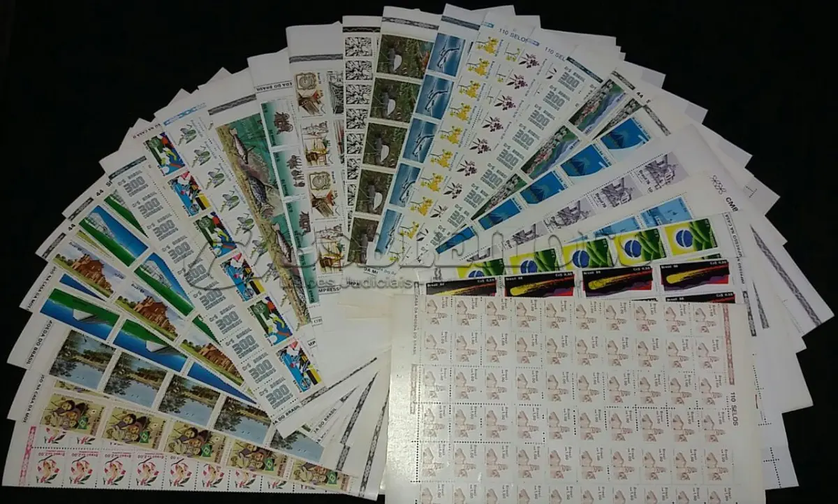 LOTE 499 - 01 LOTE COM COLEÇÕES DE SELOS SÃO 65 CARTELAS COMPLETAS COM SELOS EM ÓTIMOS ESTADO. (NO ESTADO) ATENÇÃO! FAZER A VISITAÇÃO ANTES DE ARREMATAR, NÃO SABEMOS SE FUNCIONA, LEILÃO NÃO TEM GARANTIA E NEM DEVOLUÇÃO, SUJEITO A POSSÍVEIS AVARIAS VISÍVEIS/OCULTAS E/OU AUSÊNCIA DE COMPONENTES.