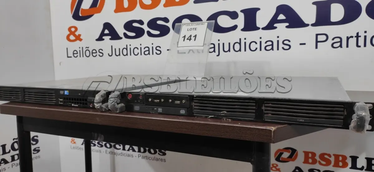 LOTE 141 - 02 GAVETAS DE SERVIDOR.  (NO ESTADO) ATENÇÃO! FAZER A VISITAÇÃO ANTES DE ARREMATAR, NÃO SABEMOS SE FUNCIONA. LEILÃO NÃO TEM GARANTIA E NEM DEVOLUÇÃO, SUJEITO A POSSÍVEIS AVARIAS VISÍVEIS/OCULTAS E/OU AUSÊNCIA DE COMPONENTES.