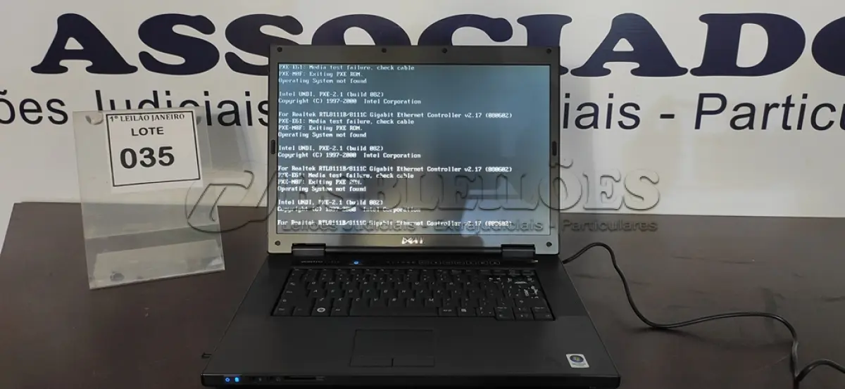 LOTE 035 - 01 NOTEBOOK SEM CARREGADOR MARCA DELL.  (NO ESTADO) ATENÇÃO! FAZER A VISITAÇÃO ANTES DE ARREMATAR, NÃO SABEMOS SE FUNCIONA. LEILÃO NÃO TEM GARANTIA E NEM DEVOLUÇÃO, SUJEITO A POSSÍVEIS AVARIAS VISÍVEIS/OCULTAS E/OU AUSÊNCIA DE COMPONENTES.
