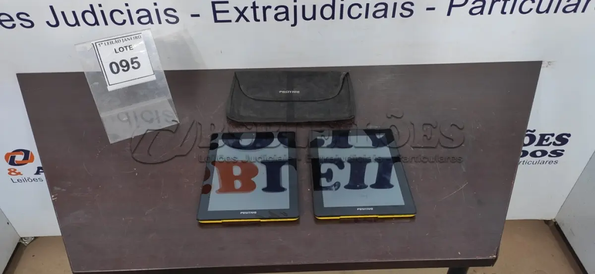 LOTE 095 - 02 TABLETS SEM FONTE MARCA POSITIVO. (NO ESTADO) ATENÇÃO! FAZER A VISITAÇÃO ANTES DE ARREMATAR, NÃO SABEMOS SE FUNCIONA, LEILÃO NÃO TEM GARANTIA E NEM DEVOLUÇÃO, SUJEITO A POSSÍVEIS AVARIAS VISÍVEIS/OCULTAS E/OU AUSÊNCIA DE COMPONENTES.