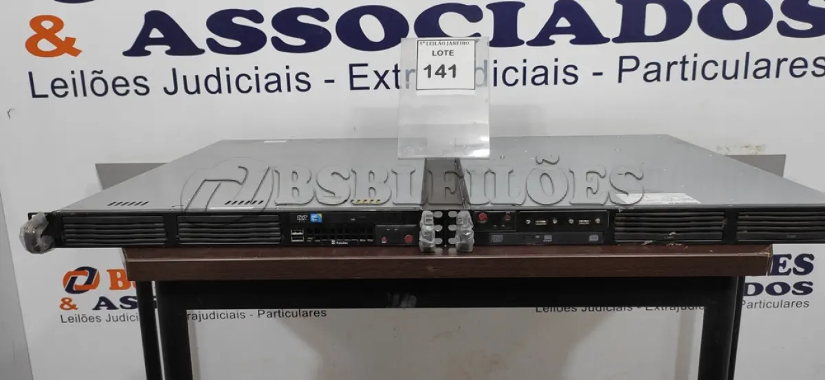 LOTE 141