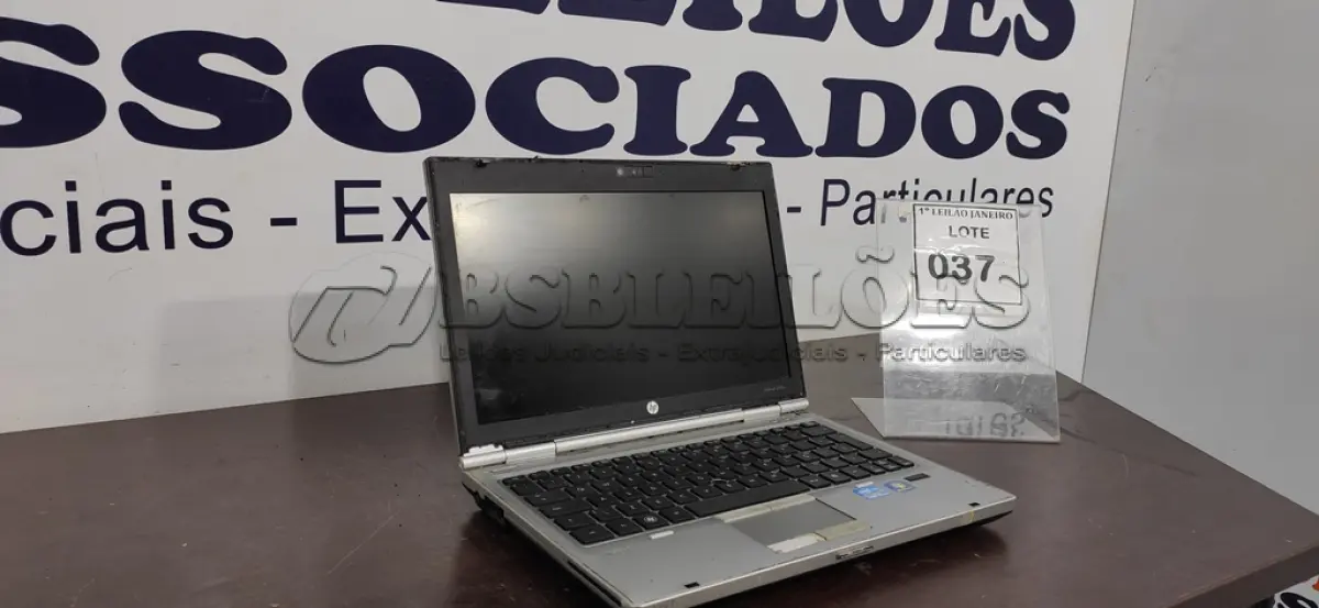LOTE 037 - 01 NOTEBOOK SEM CARREGADOR MARCA HP.  (NO ESTADO) ATENÇÃO! FAZER A VISITAÇÃO ANTES DE ARREMATAR, NÃO SABEMOS SE FUNCIONA. LEILÃO NÃO TEM GARANTIA E NEM DEVOLUÇÃO, SUJEITO A POSSÍVEIS AVARIAS VISÍVEIS/OCULTAS E/OU AUSÊNCIA DE COMPONENTES.