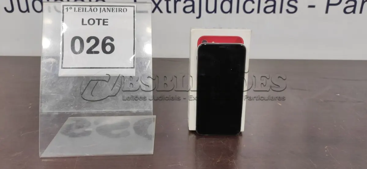 LOTE 026 - 01 IPHONE XS BLOQUEADO.  (NO ESTADO) ATENÇÃO! FAZER A VISITAÇÃO ANTES DE ARREMATAR, NÃO SABEMOS SE FUNCIONA. LEILÃO NÃO TEM GARANTIA E NEM DEVOLUÇÃO, SUJEITO A POSSÍVEIS AVARIAS VISÍVEIS/OCULTAS E/OU AUSÊNCIA DE COMPONENTES.