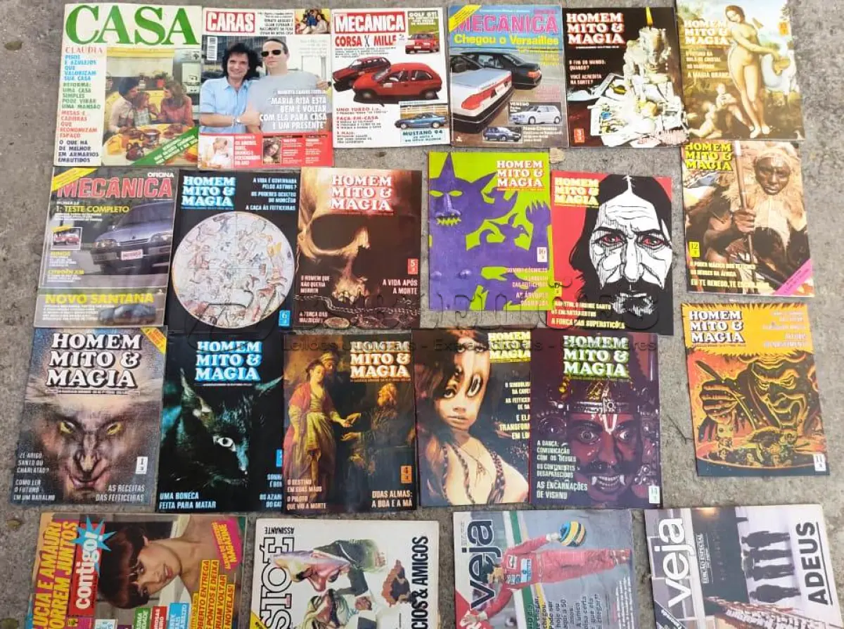 LOTE 488 - 01 LOTE COM 105 REVISTAS ANTIGAS. (NO ESTADO) ATENÇÃO! FAZER A VISITAÇÃO ANTES DE ARREMATAR, NÃO SABEMOS SE FUNCIONA, LEILÃO NÃO TEM GARANTIA E NEM DEVOLUÇÃO, SUJEITO A POSSÍVEIS AVARIAS VISÍVEIS/OCULTAS E/OU AUSÊNCIA DE COMPONENTES.