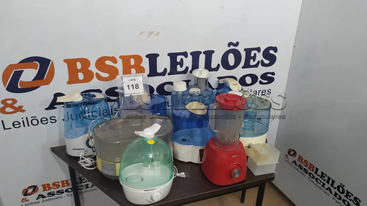 LOTE 118 - 01 LIQUIDIFICADOR MARCA PHILIPS WALITA E 08 UMIDIFICADORES DE MARCAS E MODELOS DIVERSOS.  (NO ESTADO) ATENÇÃO! FAZER A VISITAÇÃO ANTES DE ARREMATAR, NÃO SABEMOS SE FUNCIONA. LEILÃO NÃO TEM GARANTIA E NEM DEVOLUÇÃO, SUJEITO A POSSÍVEIS AVARIAS VISÍVEIS/OCULTAS E/OU AUSÊNCIA DE COMPONENTES.