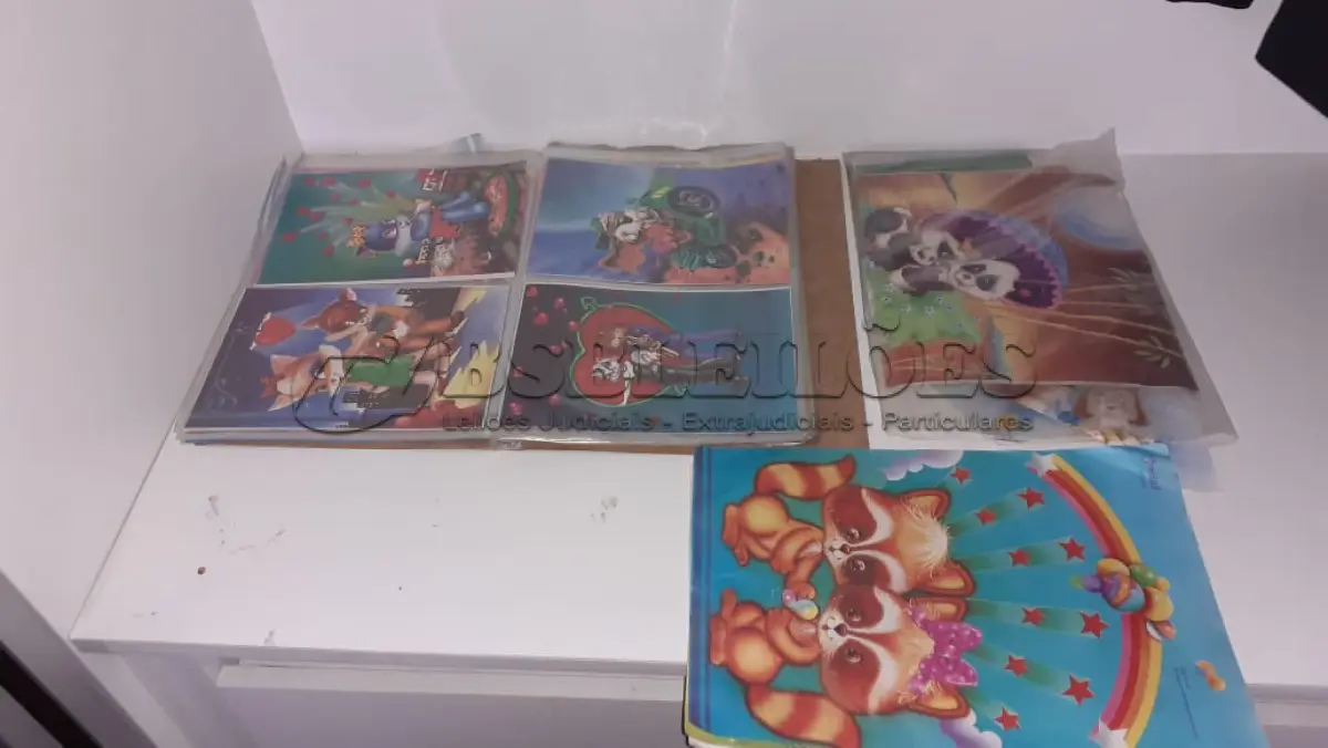 LOTE 465 - 01 COLEÇÃO COM PAPÉIS DE CARTA ANTIGOS APROXIMADAMETE 500 PAPEIS DE CARTA. . (NO ESTADO) ATENÇÃO! FAZER A VISITAÇÃO ANTES DE ARREMATAR, NÃO SABEMOS SE FUNCIONA, LEILÃO NÃO TEM GARANTIA E NEM DEVOLUÇÃO, SUJEITO A POSSÍVEIS AVARIAS VISÍVEIS/OCULTAS E/OU AUSÊNCIA DE COMPONENTES.