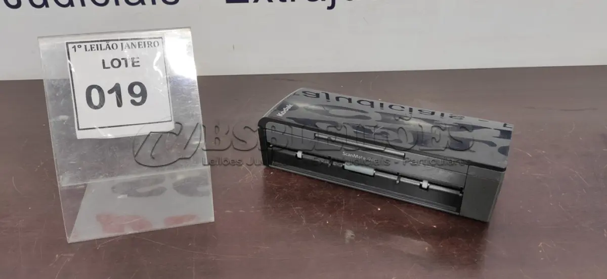 LOTE 019 - 01 SCANNER MODELO SCANMATE I940 SEM FONTE MARCA KODAK.  (NO ESTADO) ATENÇÃO! FAZER A VISITAÇÃO ANTES DE ARREMATAR, NÃO SABEMOS SE FUNCIONA. LEILÃO NÃO TEM GARANTIA E NEM DEVOLUÇÃO, SUJEITO A POSSÍVEIS AVARIAS VISÍVEIS/OCULTAS E/OU AUSÊNCIA DE COMPONENTES.