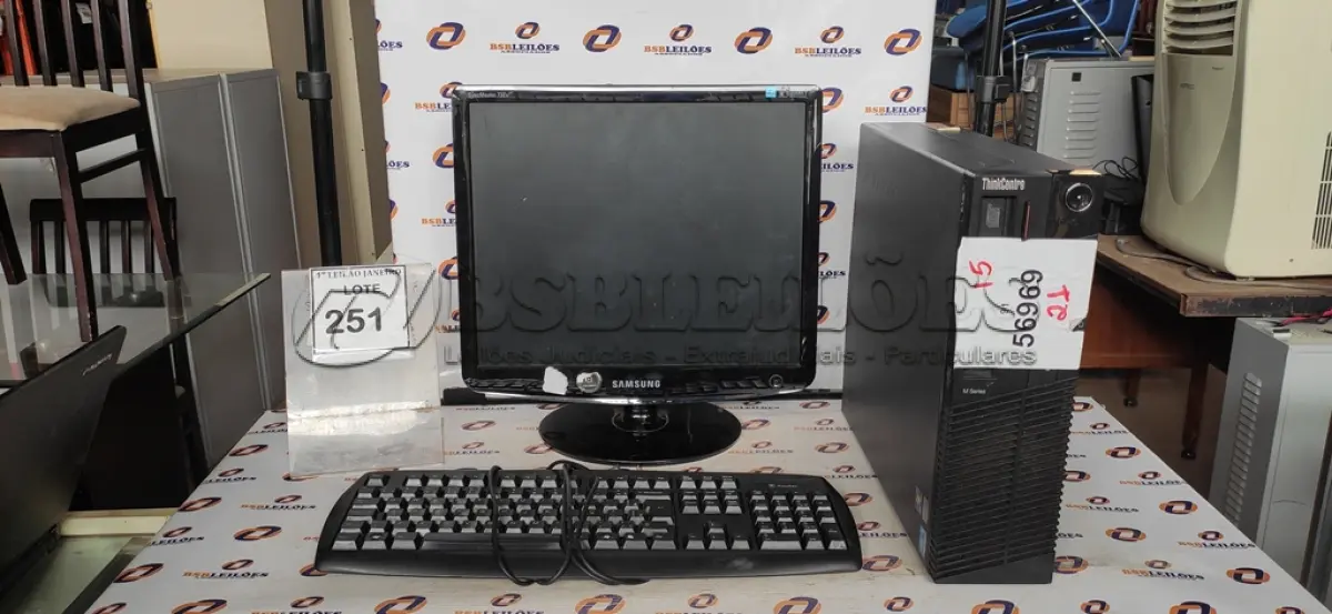 LOTE 251 - 01 CPU MARCA LENOVO, 01 MONITOR MARCA SAMSUNG E 01 TECLADO MARCA ITAUTEC.  (NO ESTADO) ATENÇÃO! FAZER A VISITAÇÃO ANTES DE ARREMATAR, NÃO SABEMOS SE FUNCIONA. LEILÃO NÃO TEM GARANTIA E NEM DEVOLUÇÃO, SUJEITO A POSSÍVEIS AVARIAS VISÍVEIS/OCULTAS E/OU AUSÊNCIA DE COMPONENTES.