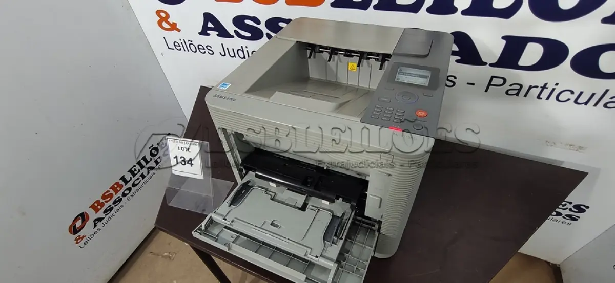 LOTE 134 - 01 IMPRESSORA MODELO ML-4510ND MARCA SAMSUNG.  (NO ESTADO) ATENÇÃO! FAZER A VISITAÇÃO ANTES DE ARREMATAR, NÃO SABEMOS SE FUNCIONA. LEILÃO NÃO TEM GARANTIA E NEM DEVOLUÇÃO, SUJEITO A POSSÍVEIS AVARIAS VISÍVEIS/OCULTAS E/OU AUSÊNCIA DE COMPONENTES.