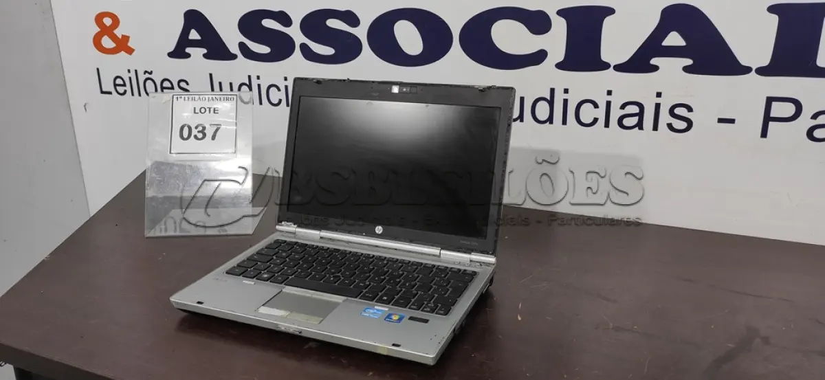 LOTE 037 - 01 NOTEBOOK SEM CARREGADOR MARCA HP.  (NO ESTADO) ATENÇÃO! FAZER A VISITAÇÃO ANTES DE ARREMATAR, NÃO SABEMOS SE FUNCIONA. LEILÃO NÃO TEM GARANTIA E NEM DEVOLUÇÃO, SUJEITO A POSSÍVEIS AVARIAS VISÍVEIS/OCULTAS E/OU AUSÊNCIA DE COMPONENTES.