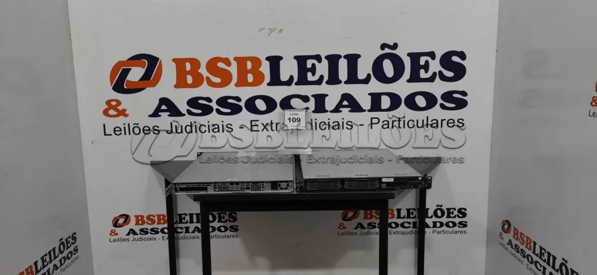 LOTE 109 - 02 GAVETAS DE SERVIDOR.  (NO ESTADO) ATENÇÃO! FAZER A VISITAÇÃO ANTES DE ARREMATAR, NÃO SABEMOS SE FUNCIONA. LEILÃO NÃO TEM GARANTIA E NEM DEVOLUÇÃO, SUJEITO A POSSÍVEIS AVARIAS VISÍVEIS/OCULTAS E/OU AUSÊNCIA DE COMPONENTES.