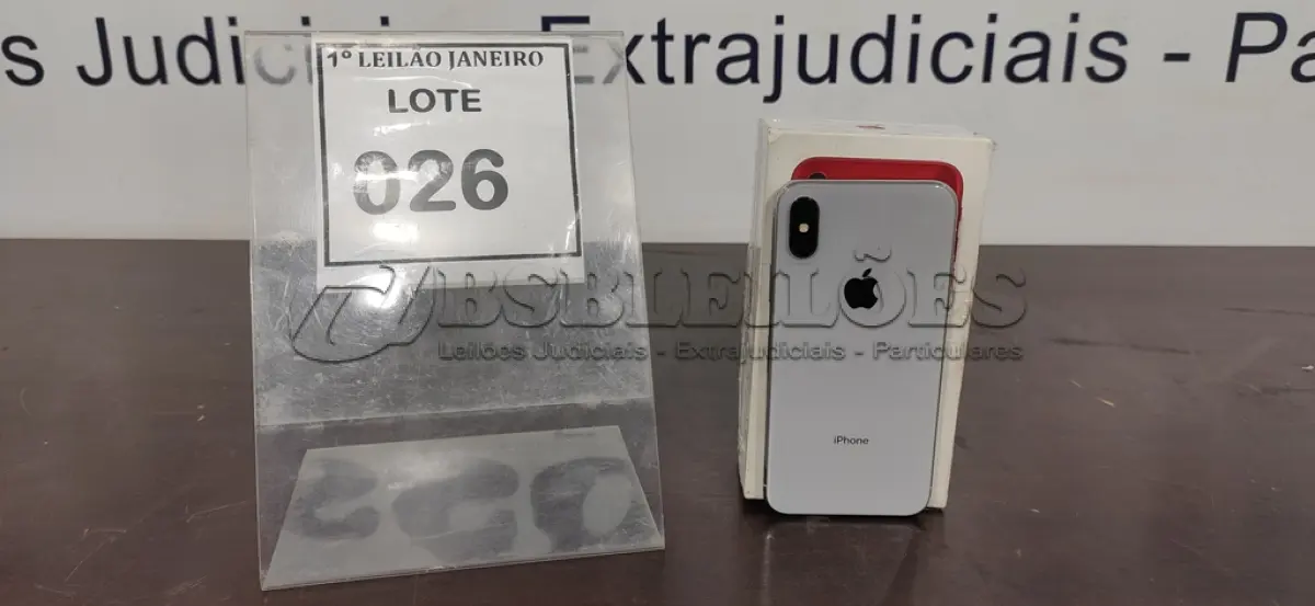 LOTE 026 - 01 IPHONE XS BLOQUEADO.  (NO ESTADO) ATENÇÃO! FAZER A VISITAÇÃO ANTES DE ARREMATAR, NÃO SABEMOS SE FUNCIONA. LEILÃO NÃO TEM GARANTIA E NEM DEVOLUÇÃO, SUJEITO A POSSÍVEIS AVARIAS VISÍVEIS/OCULTAS E/OU AUSÊNCIA DE COMPONENTES.