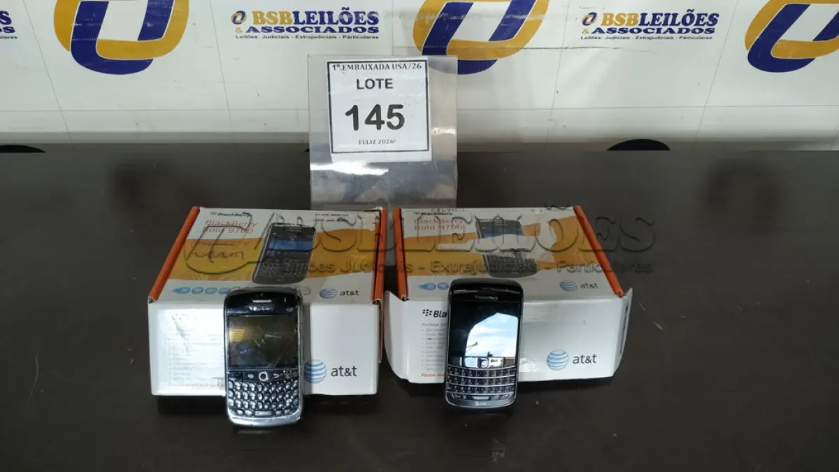 LOTE 145 - 02 BLACKBERRY BOLD 9700. (NO ESTADO EM QUE SE ENCONTRA. SUJEITO A AVARIAS OCULTAS/VISÍVEIS.)