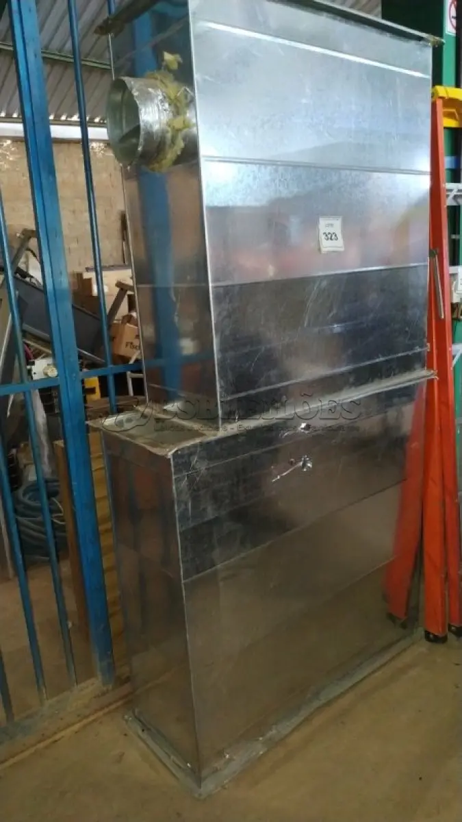 LOTE 323 - 02 DUTOS DE VENTILAÇÃO GALVANIZADO. (NO ESTADO) ATENÇÃO! FAZER A VISITAÇÃO ANTES DE ARREMATAR, NÃO SABEMOS SE FUNCIONA, LEILÃO NÃO TEM GARANTIA E NEM DEVOLUÇÃO, SUJEITO A POSSÍVEIS AVARIAS VISÍVEIS/OCULTAS E/OU AUSÊNCIA DE COMPONENTES.