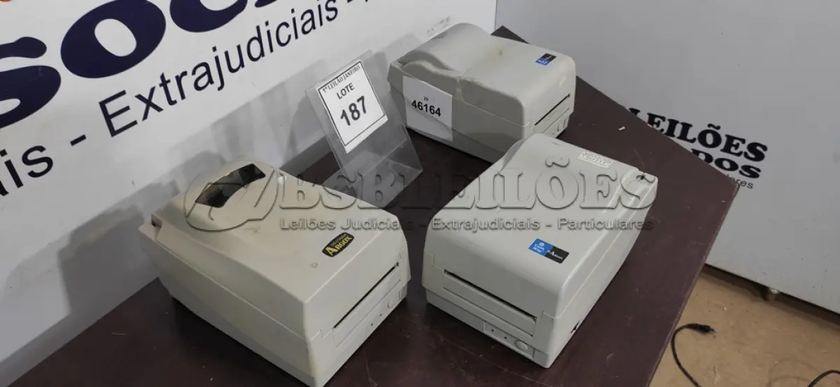 LOTE 187 - 03 IMPRESSORAS DE CUPOM MARCA ARGOX.  (NO ESTADO) ATENÇÃO! FAZER A VISITAÇÃO ANTES DE ARREMATAR, NÃO SABEMOS SE FUNCIONA. LEILÃO NÃO TEM GARANTIA E NEM DEVOLUÇÃO, SUJEITO A POSSÍVEIS AVARIAS VISÍVEIS/OCULTAS E/OU AUSÊNCIA DE COMPONENTES.