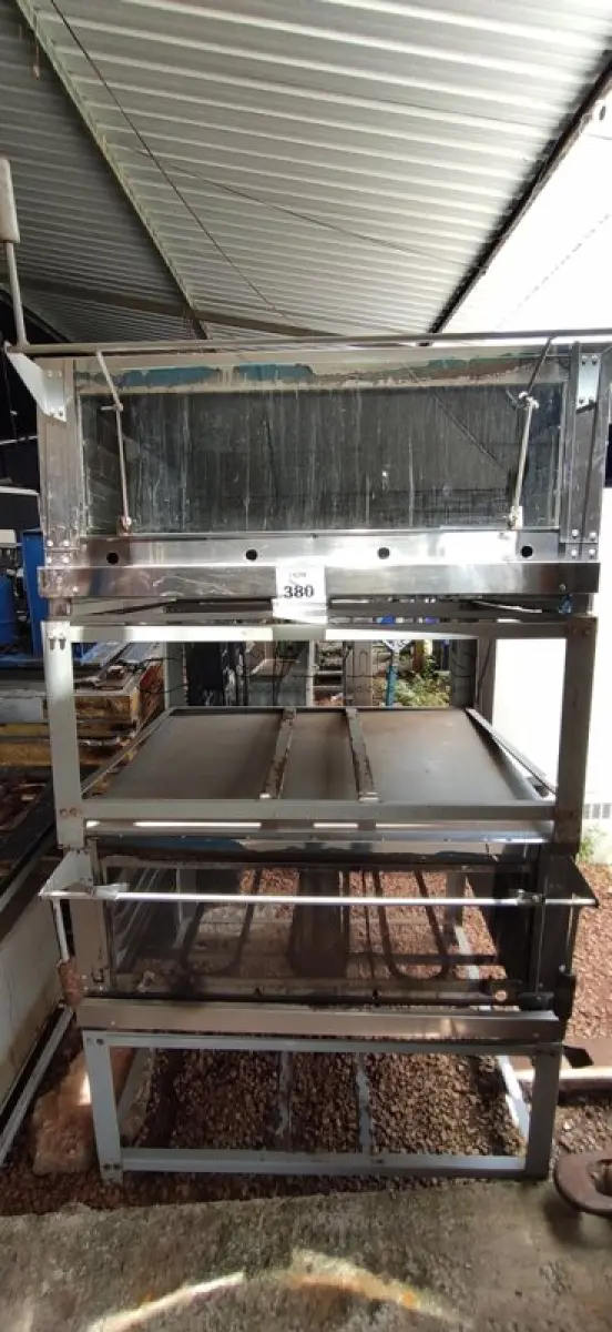 LOTE 380 - 02 FORNOS INDUSTRIAL COM AVARIAS.  (NO ESTADO) ATENÇÃO! FAZER A VISITAÇÃO ANTES DE ARREMATAR, NÃO SABEMOS SE FUNCIONA. LEILÃO NÃO TEM GARANTIA E NEM DEVOLUÇÃO, SUJEITO A POSSÍVEIS AVARIAS VISÍVEIS/OCULTAS E/OU AUSÊNCIA DE COMPONENTES.