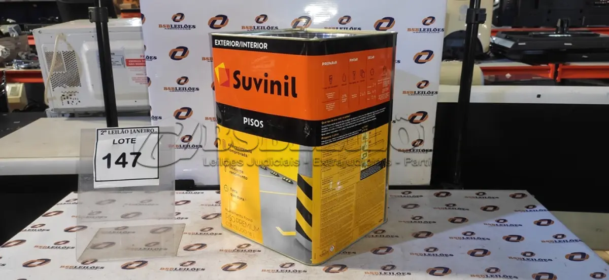 LOTE 147 - 01 TINTA DE PISOS EXTERIOR 18L NA COR FOSCO CINZA ESCURO MARCA SUVINIL. (NO ESTADO) ATENÇÃO! FAZER A VISITAÇÃO ANTES DE ARREMATAR, NÃO SABEMOS SE FUNCIONA, LEILÃO NÃO TEM GARANTIA E NEM DEVOLUÇÃO, SUJEITO A POSSÍVEIS AVARIAS VISÍVEIS/OCULTAS E/OU AUSÊNCIA DE COMPONENTES.