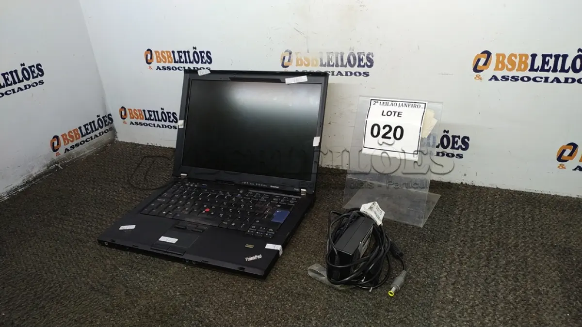 LOTE 020 - 01 NOTEBOOK MARCA LENOVO SÉRIE THINKPAD COM FONTE. (NO ESTADO) ATENÇÃO! FAZER A VISITAÇÃO ANTES DE ARREMATAR, NÃO SABEMOS SE FUNCIONA. LEILÃO NÃO TEM GARANTIA E NEM DEVOLUÇÃO, SUJEITO A POSSÍVEIS AVARIAS VISÍVEIS/OCULTAS E/OU AUSÊNCIA DE COMPONENTES.