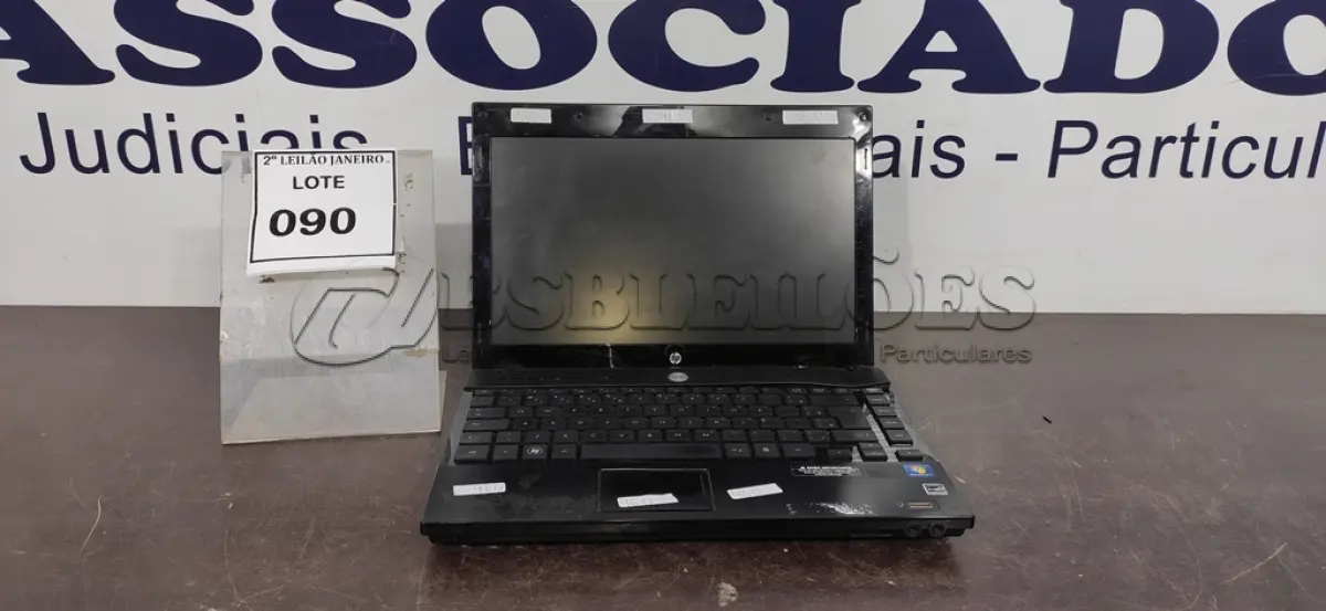 LOTE 090 - 01 NOTEBOOK MARCA HP. (NO ESTADO) ATENÇÃO! FAZER A VISITAÇÃO ANTES DE ARREMATAR, NÃO SABEMOS SE FUNCIONA. LEILÃO NÃO TEM GARANTIA E NEM DEVOLUÇÃO, SUJEITO A POSSÍVEIS AVARIAS VISÍVEIS/OCULTAS E/OU AUSÊNCIA DE COMPONENTES.