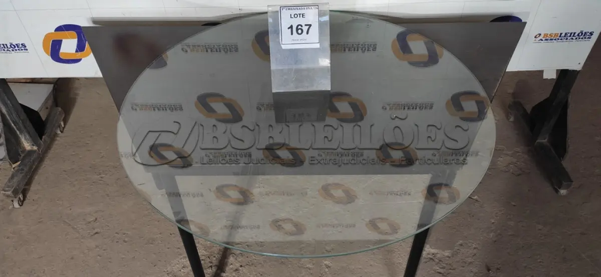 LOTE 167 - 01 VIDRO REDONDO. (NO ESTADO EM QUE SE ENCONTRA. SUJEITO A AVARIAS OCULTAS/VISÍVEIS.)