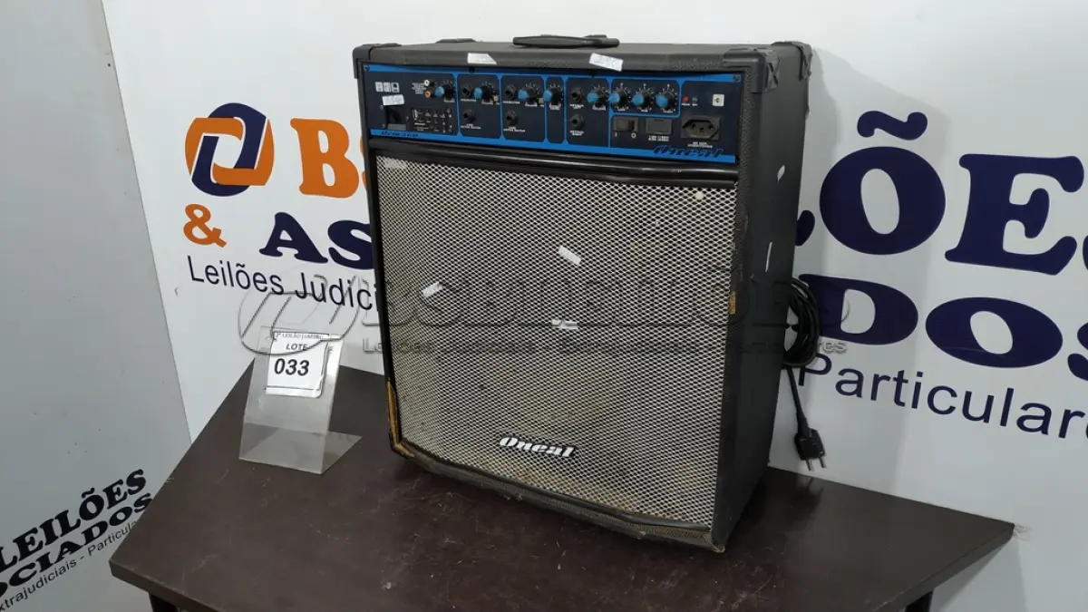 LOTE 033 - 01 CAIXA DE SOM AMPLIFICADORA MARCA ONEAL. (NO ESTADO) ATENÇÃO! FAZER A VISITAÇÃO ANTES DE ARREMATAR, NÃO SABEMOS SE FUNCIONA. LEILÃO NÃO TEM GARANTIA E NEM DEVOLUÇÃO, SUJEITO A POSSÍVEIS AVARIAS VISÍVEIS/OCULTAS E/OU AUSÊNCIA DE COMPONENTES.