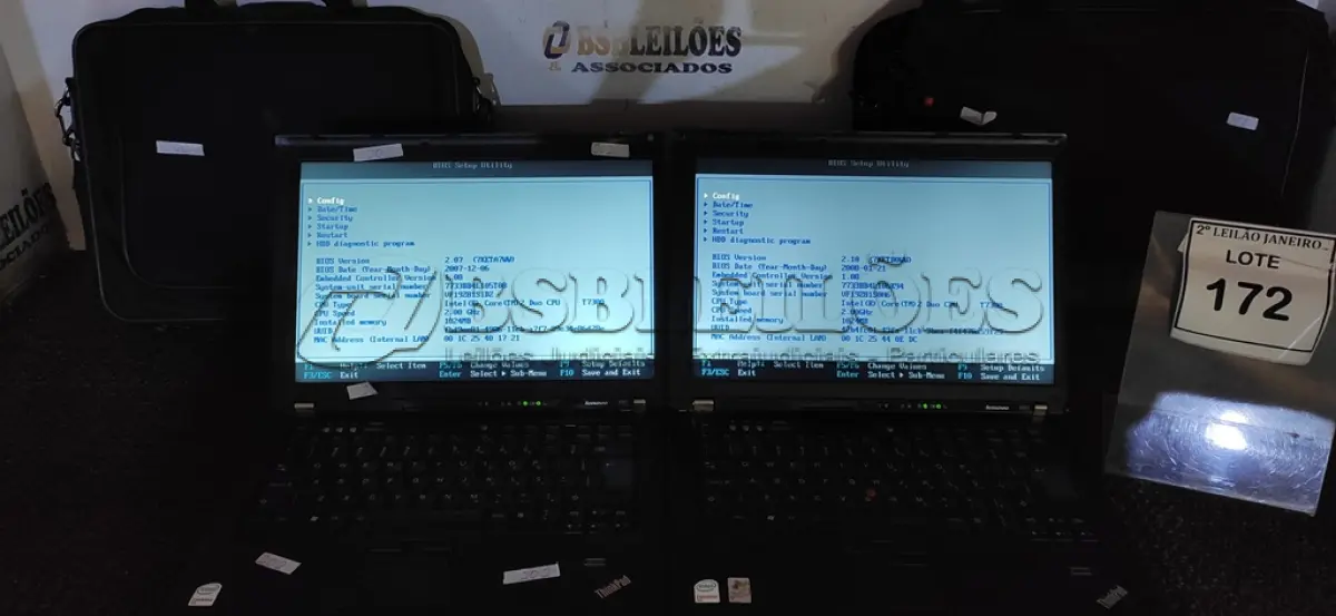 LOTE 172 - 02 NOTEBOOKS MARCA LENOVO SÉRIE THINKPAD COM PASTA. (NO ESTADO) ATENÇÃO! FAZER A VISITAÇÃO ANTES DE ARREMATAR, NÃO SABEMOS SE FUNCIONA. LEILÃO NÃO TEM GARANTIA E NEM DEVOLUÇÃO, SUJEITO A POSSÍVEIS AVARIAS VISÍVEIS/OCULTAS E/OU AUSÊNCIA DE COMPONENTES.