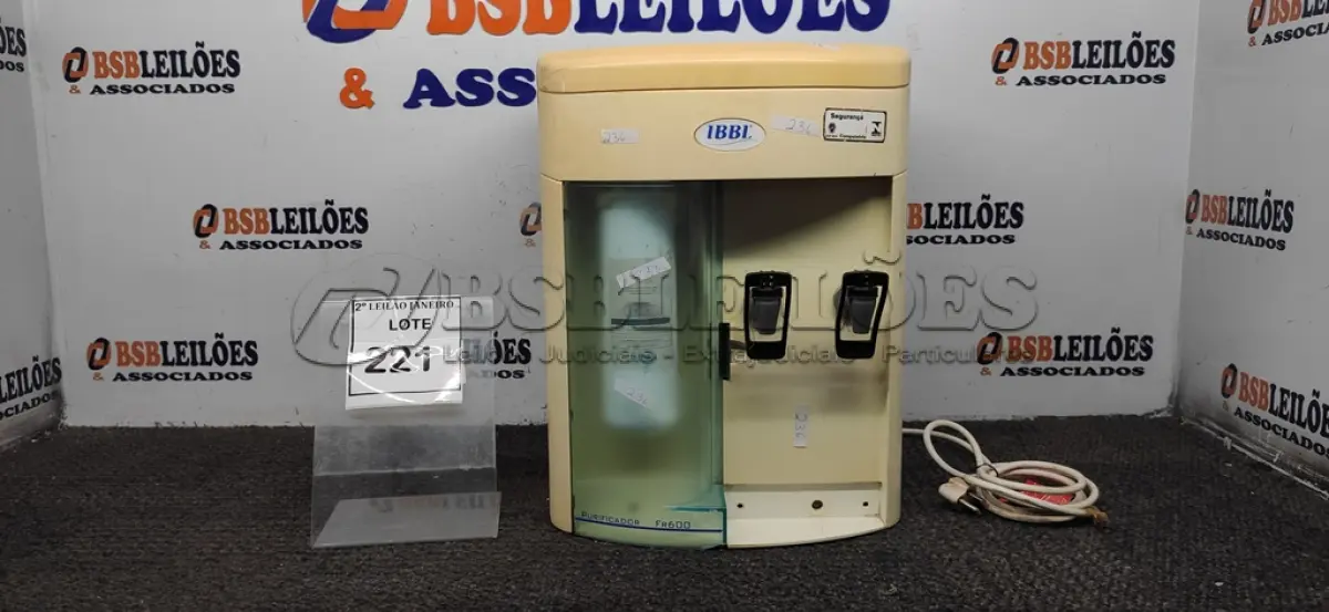 LOTE 221 - 01 PURIFICDOR DE ÁGUA MARCA IBBL. (NO ESTADO) ATENÇÃO! FAZER A VISITAÇÃO ANTES DE ARREMATAR, NÃO SABEMOS SE FUNCIONA. LEILÃO NÃO TEM GARANTIA E NEM DEVOLUÇÃO, SUJEITO A POSSÍVEIS AVARIAS VISÍVEIS/OCULTAS E/OU AUSÊNCIA DE COMPONENTES.
