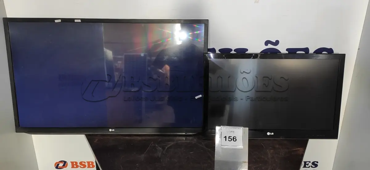 LOTE 156 - 02 TVS LCD DE 47’’ E 32’’ MARCA LG. (NO ESTADO) ATENÇÃO! FAZER A VISITAÇÃO ANTES DE ARREMATAR, NÃO SABEMOS SE FUNCIONA. LEILÃO NÃO TEM GARANTIA E NEM DEVOLUÇÃO, SUJEITO A POSSÍVEIS AVARIAS VISÍVEIS/OCULTAS E/OU AUSÊNCIA DE COMPONENTES.