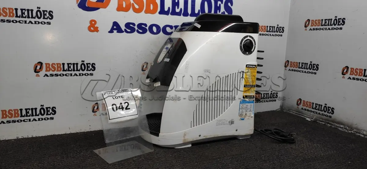 LOTE 042 - 01 PURIFICADOR DE ÁGUA PARA GARRAFÃO. (NO ESTADO) ATENÇÃO! FAZER A VISITAÇÃO ANTES DE ARREMATAR, NÃO SABEMOS SE FUNCIONA. LEILÃO NÃO TEM GARANTIA E NEM DEVOLUÇÃO, SUJEITO A POSSÍVEIS AVARIAS VISÍVEIS/OCULTAS E/OU AUSÊNCIA DE COMPONENTES.